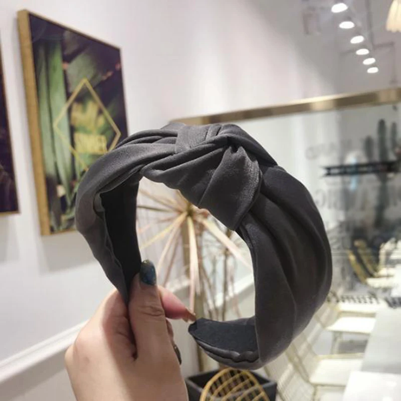 Темно-серый 1 pc Fashion Style Women Girls Solid Bezel Vintage Hairband Headband Female Girls Korean Cross Satin Hair Accessories Headwear - Цвет: Темно-серый