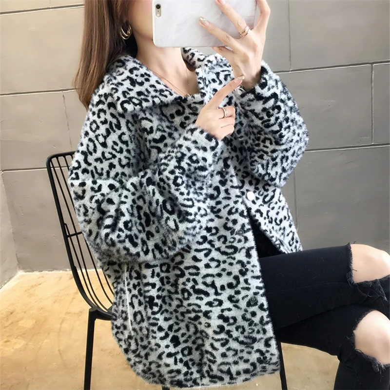 

Imitation Mink Velvet Leopard Coat Female Autumn Winter Loose Plus Size Short lambswool Cardigan Sweater Casual Coat Tide H377