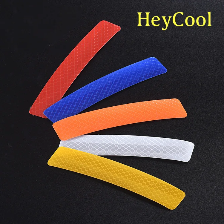 Светоотражающая наклейка для автомобиля предупреждающая безопасности вождения