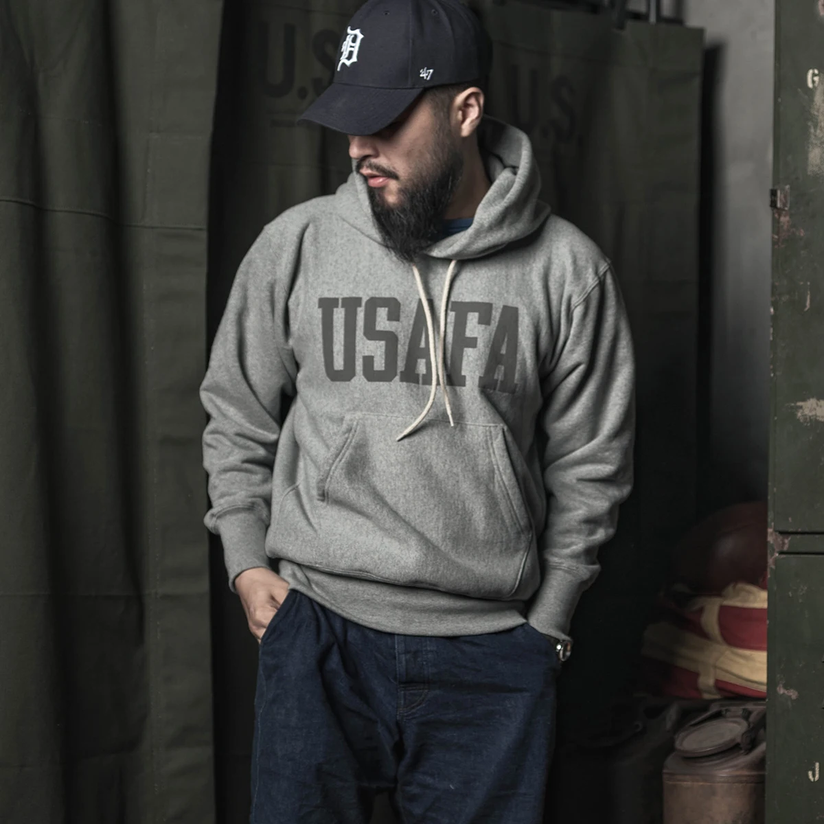 

Осенняя толстовка с капюшоном в стиле ВВС США