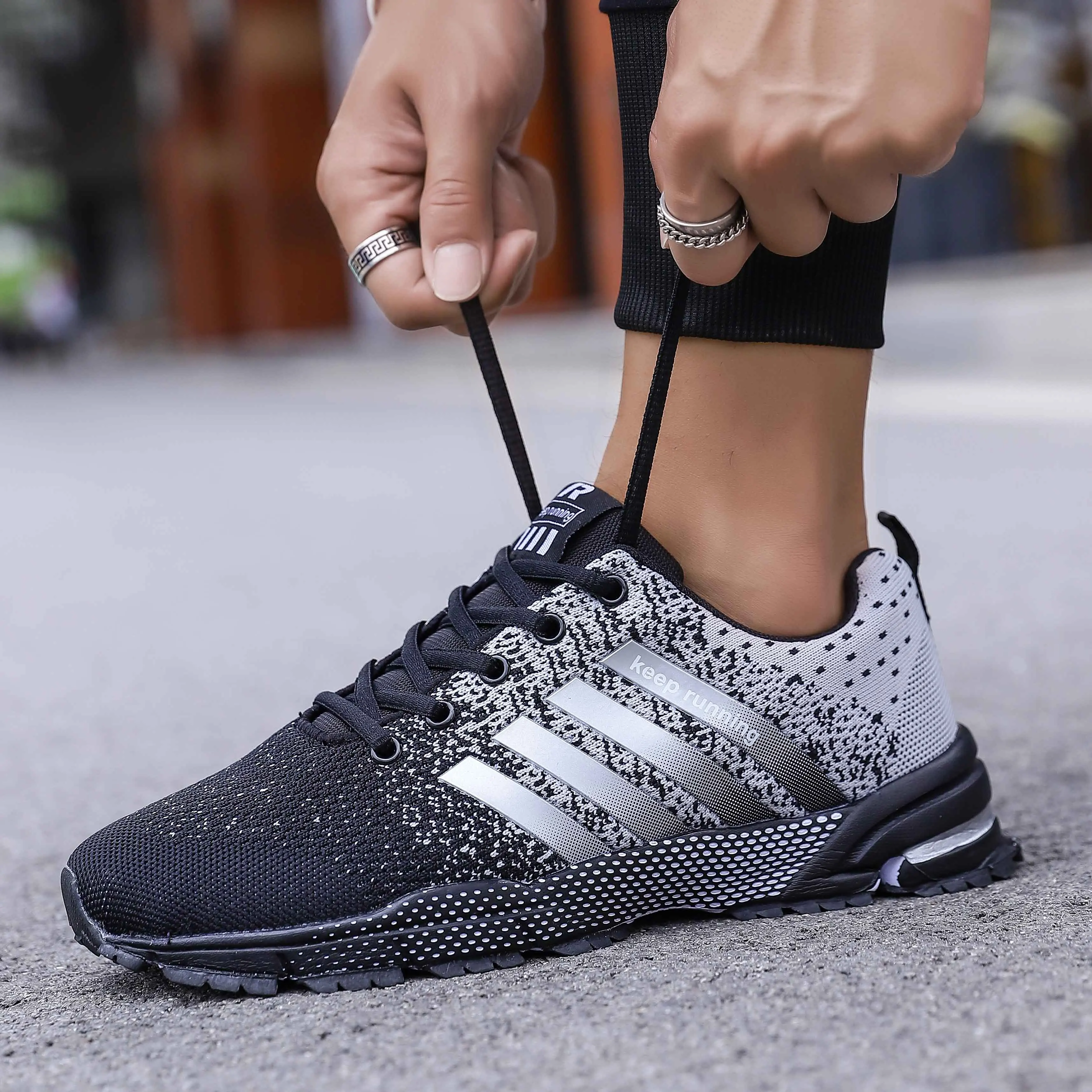 

Women's Sneaker Breathable Flying Mesh Men's 48 Lightweight Jogging Training Sneakers Outdoor Leisure Shoes