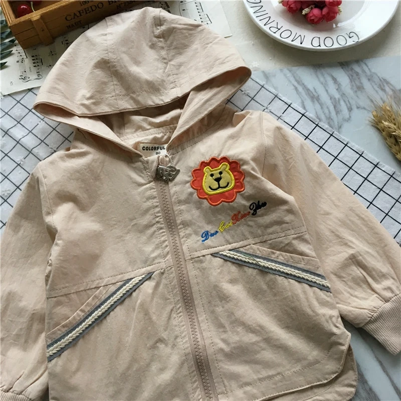 Тренчкот для мальчиков и девочек весна маленький мультяшный Лев | Детская одежда