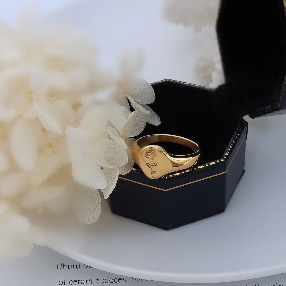 

Women Fashion Exquisite Jewelry 18k Gold Plate Singet Rose Ring Stainless Steel Rings for Women