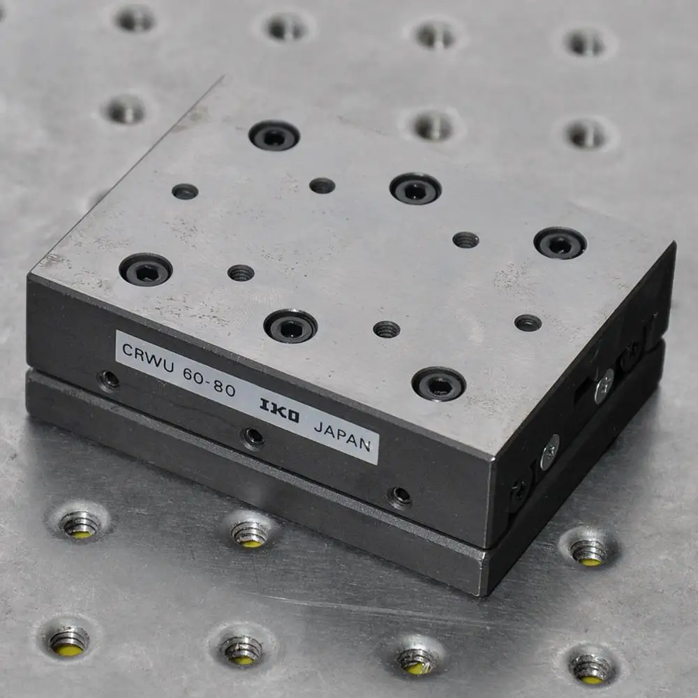

Japan IKO CRWU60-80 CRWU60-80R manual displacement platform slider stainless steel table size 60x80mm