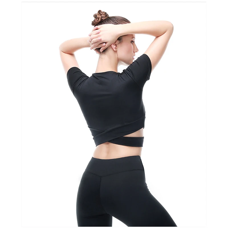 Женская рубашка с коротким рукавом Nessaj весенне-летняя Облегающая для бега