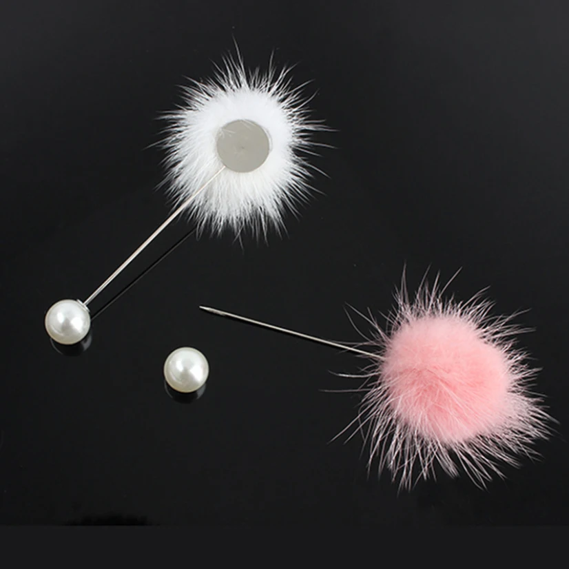 

Fashion Women Pearl Brooches Cute Hairball Brooch Pin Girl Imitation Elegant Clothes Cool Stuff Gift New Year Ladies Souvenirs