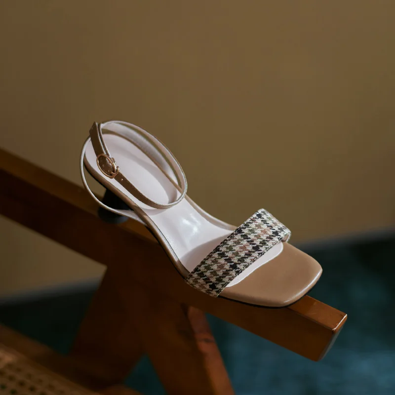 

Suede Striped Plaid Tapered High-Heeled Sandals With Square Toe Shallow Metal Buckle Simple Women's Sandals With Ankle Buckles