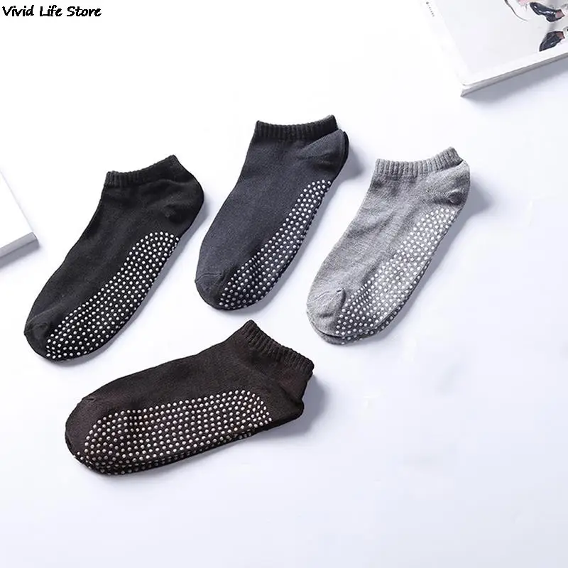 1 Pair/Lot Men's Cotton Non-slip Yoga Socks with Grips Breathable Anti Skid Floor Socks for Pilates Gym Fitness Barre