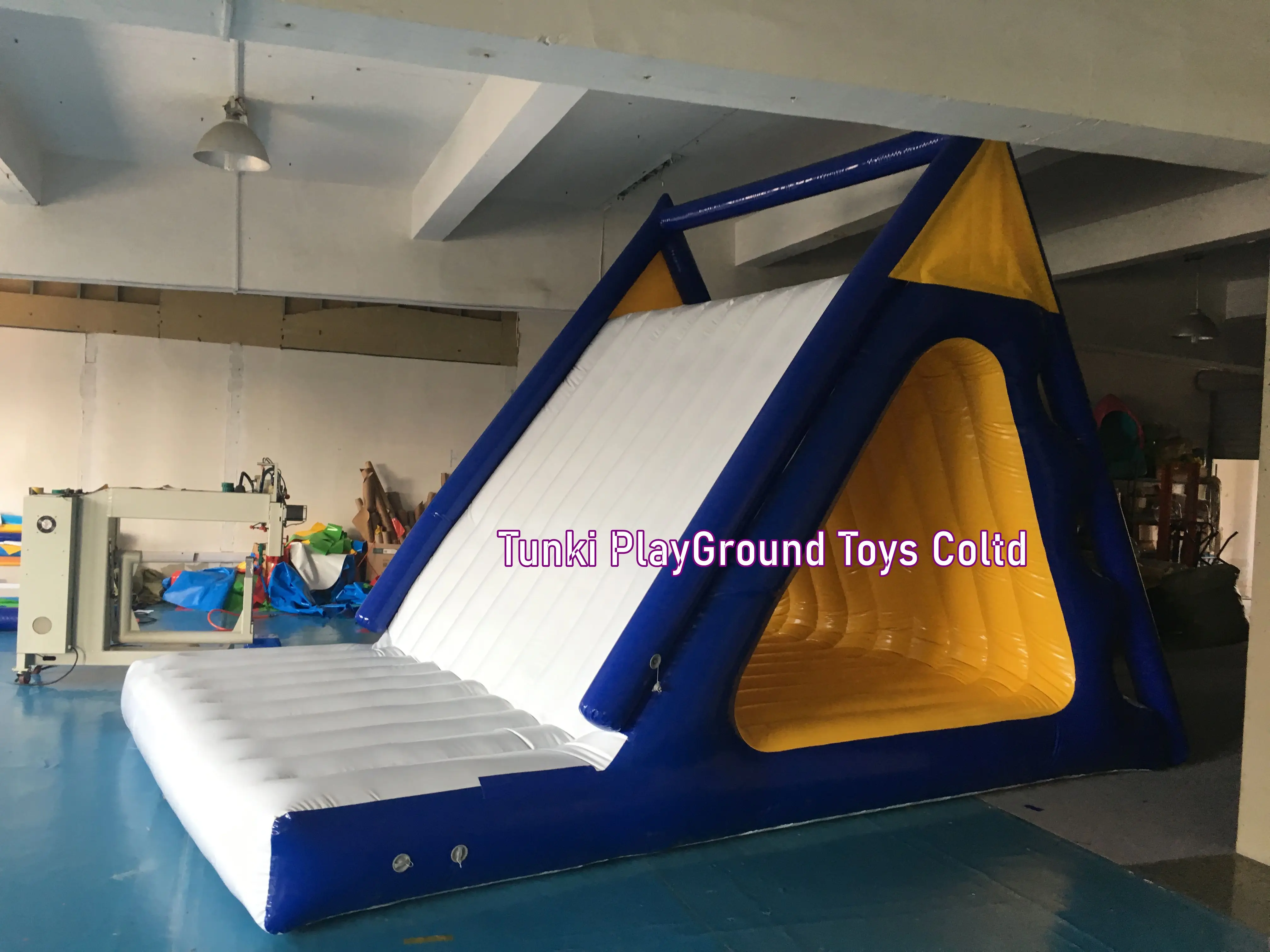 

Inflatable Water Park Floating Arch Bridge For Water Obstacle Course Toys