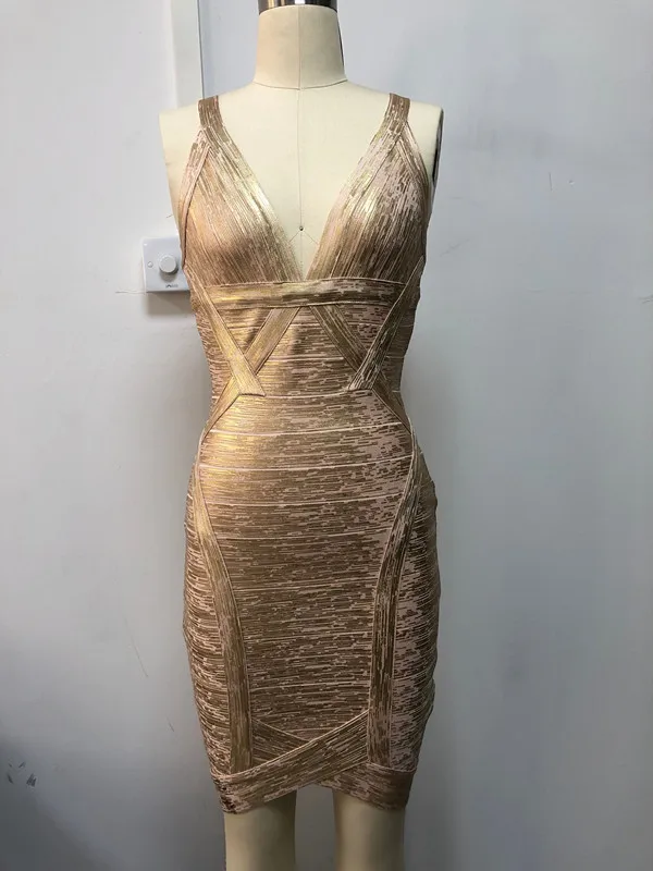 Вечернее женское платье с золотыми фольгированными принтами v-образным вырезом