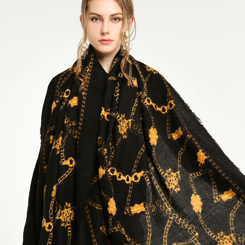 

2021 Women's Autumn and Winter Style Thick Double-sided Satin Acrylic Chain Pattern Printing Versatile Scarf