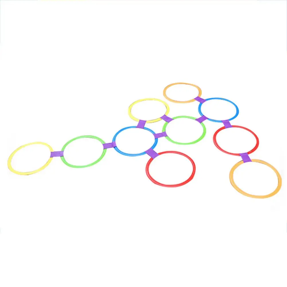Спортивная игра кольца. Hopscotch Rings игра. Игра проведи кольцо. Собери все кольца игра. Игра в кольцо домашних условиях.