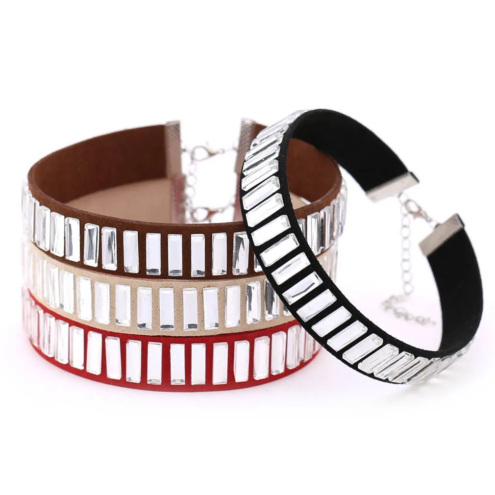 

Goth Women Black Choker Collar Punk Necklaces Pu Leather Gothic Rivets Cross Chains Necklace Party Sexy Femme Studded Jewelry