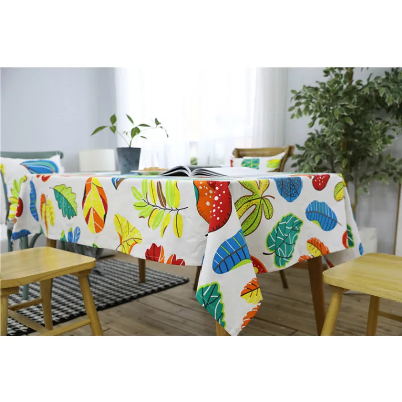 Прямоугольная скатерть домашняя квадратная для обеденного стола цветная