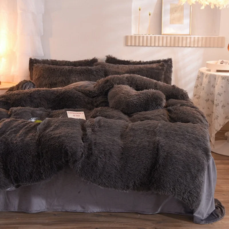

2021 Latest Plush Fluffy Warm Wool Bedding Set Mink Velvet Duvet Cover Bed Sheet Pillowcase Four-Piece Winter Dropshipping