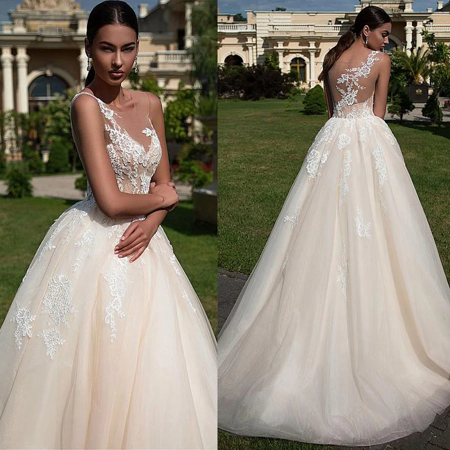 

Amazing Tulle Scoop Neckline Ball Gown Wedding Dress Champagne Bridal Dress with Sweep Train Illusion Back