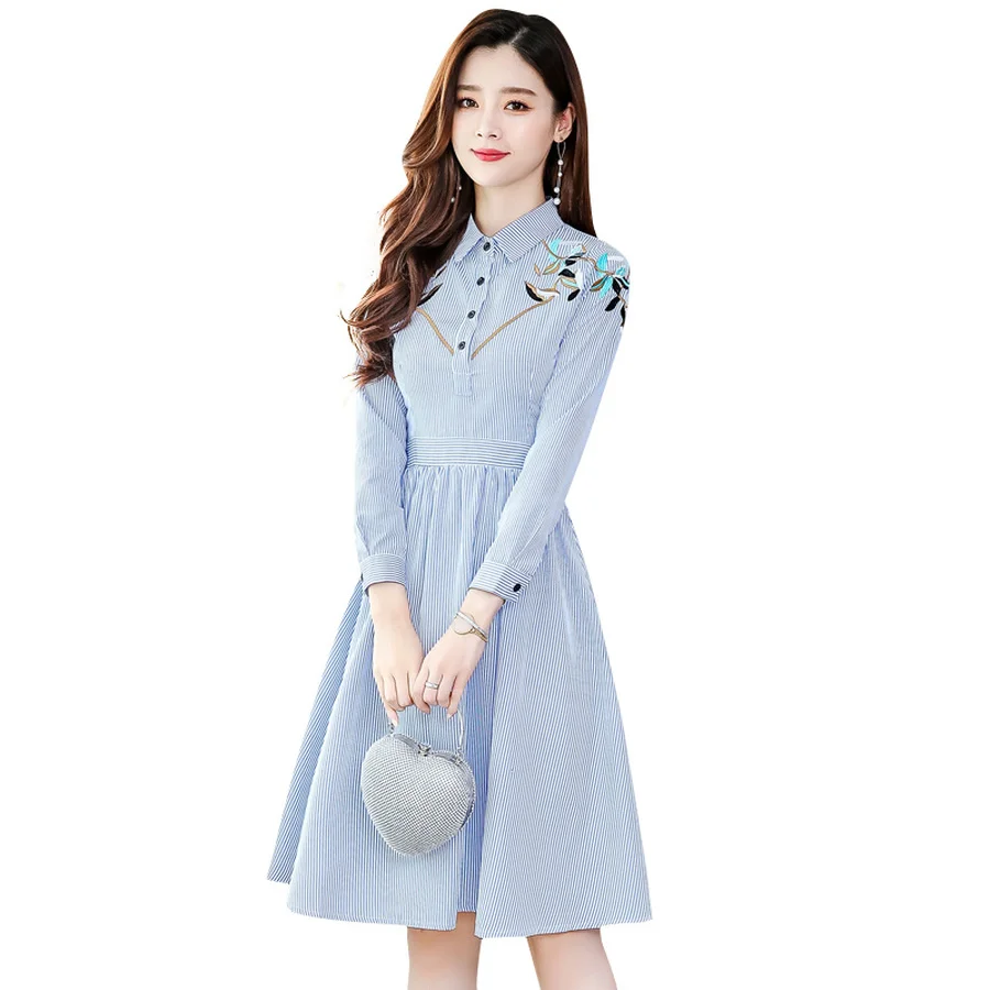 

2021 Korean Femal Vintage Striped Cotton Midi Dresses Autumn Winter Solid Long Sleeve Dress Women Bodycon Party Classy Vestidos