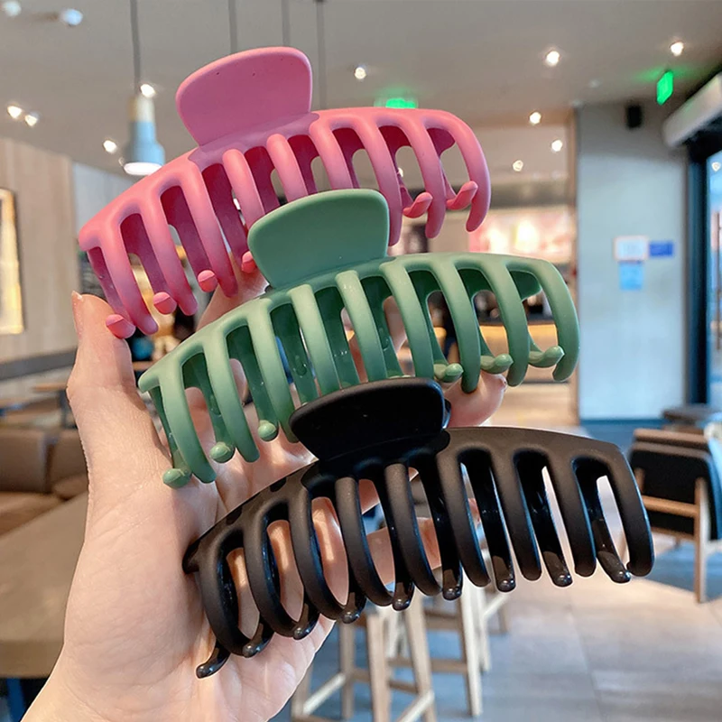 

1PC Korean Solid Large Hair Claws Elegant Acrylic Hairpins Barrette Crab Hair Clips Headwear for Women Girls Hair Accessories