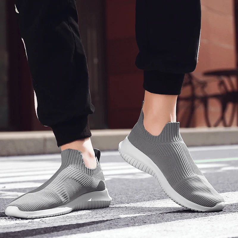 

Black White Men's Sneakers Super Light Running Shoes for Men Breathable Mesh Sports Man Shoes Outdoor Walking Gym Trainers 39-46