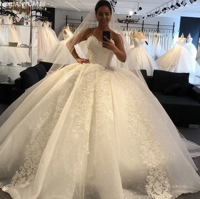 

Luxury Sweetheart Sleeveless Wedding Dresses 2022 Lace Appliques Princess Bridal Gown Custom Made Vestido De Mariee