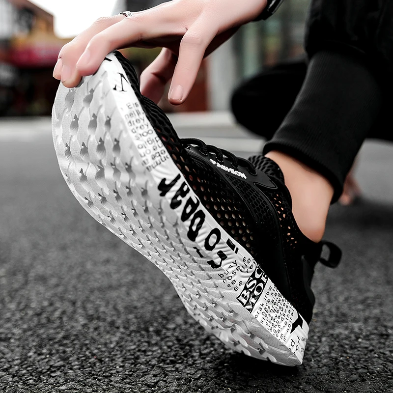 Мужские сандалии сетчатые легкие пляжные для отдыха на открытом воздухе лето