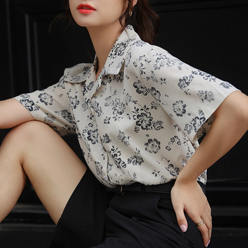 

Casual Chic Blouse Women Summer 2021 New Retro Hong Kong Style Was Thin And Fashionable Lazy Style Loose Short-Sleeved Floral Sh