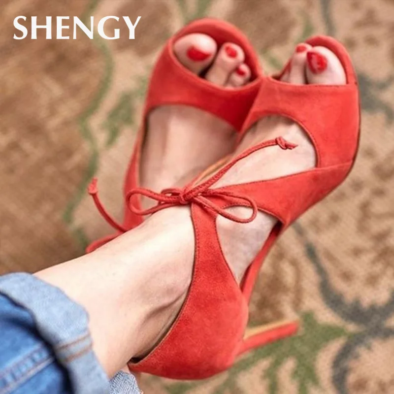 Новые женские босоножки новые летние популярные с открытым носком на высоком