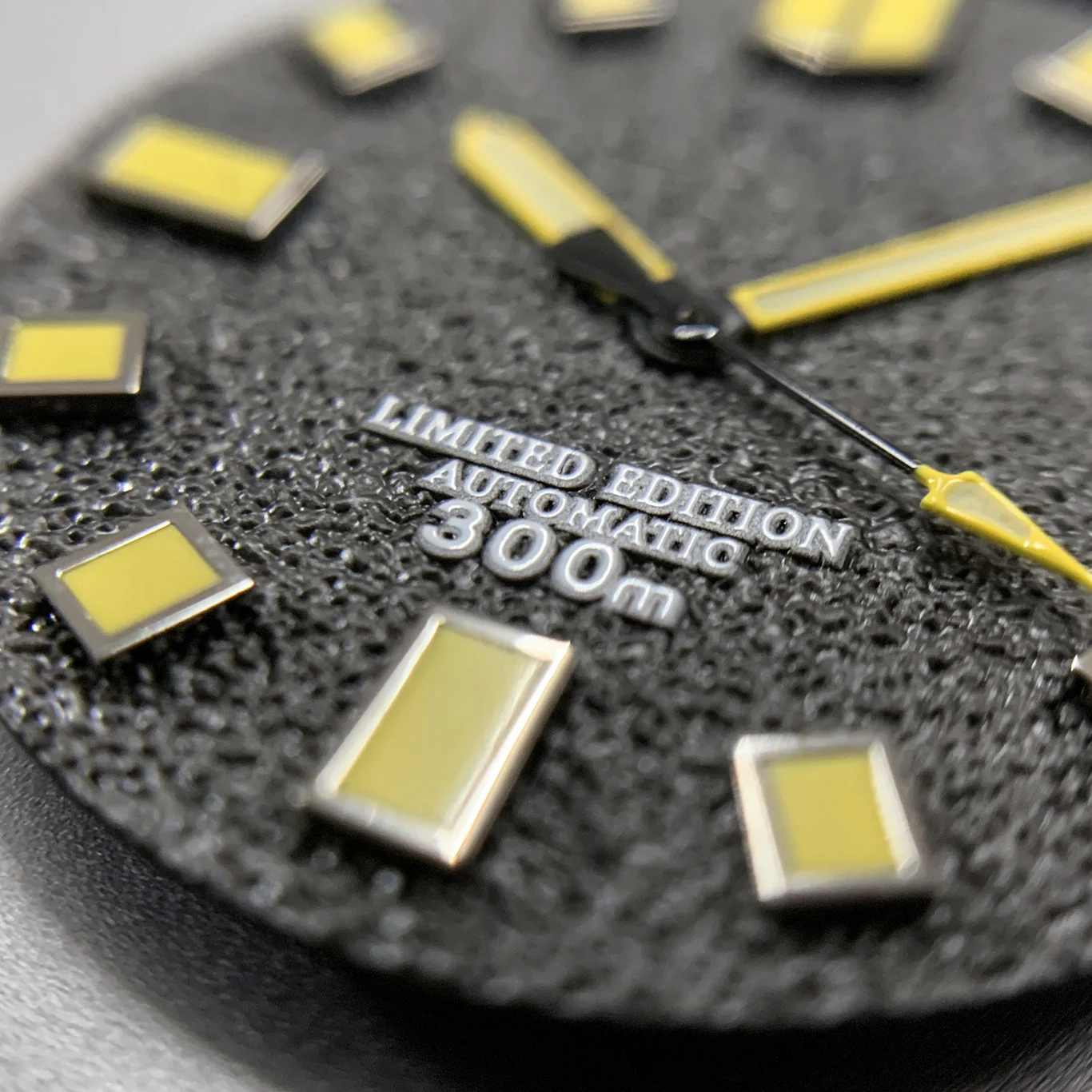 

28.5mm Watch Dial Face Luminous Watchhands Set for NH35 Japanese Movement MOD DIY Stone Inserts Parts Accessories Repair Tools