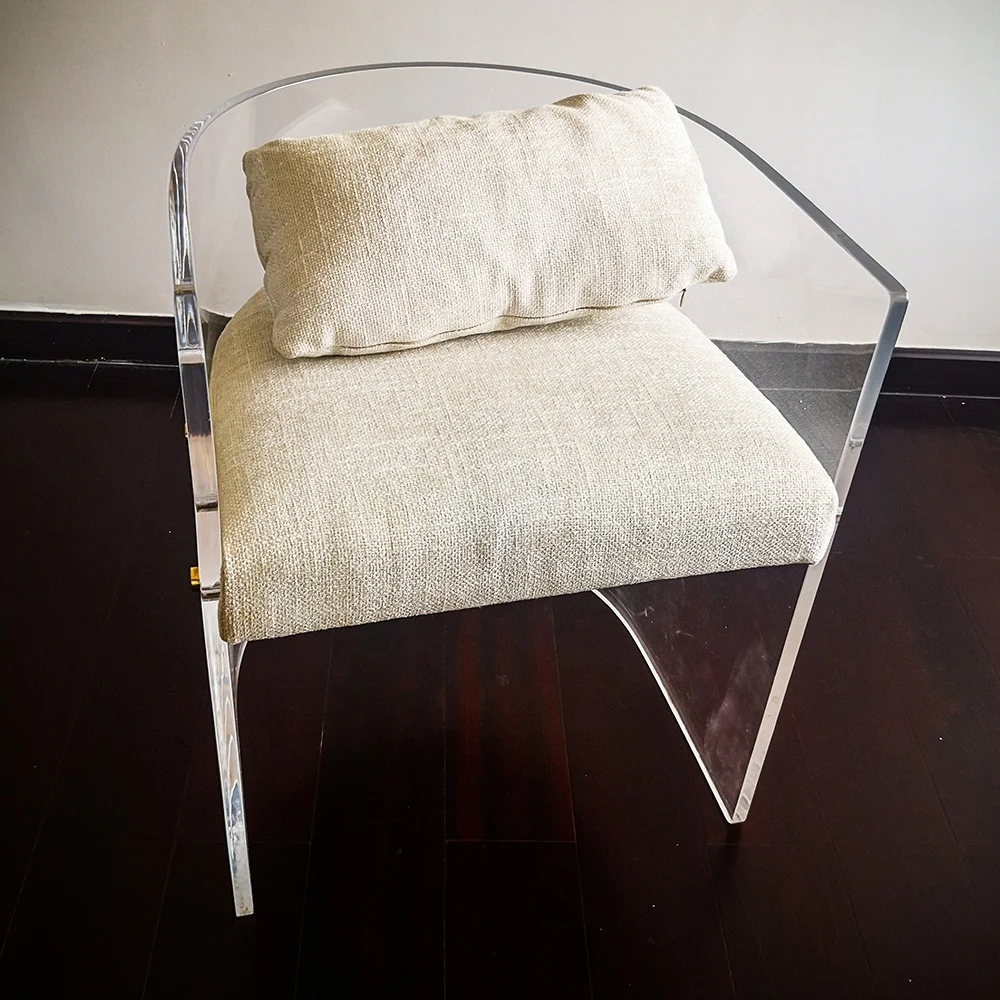 

New Style Acrylic Chair Clear Furniture Luxury Clear Acrylic Chairs Customized Clear Transparent Dining Chairs