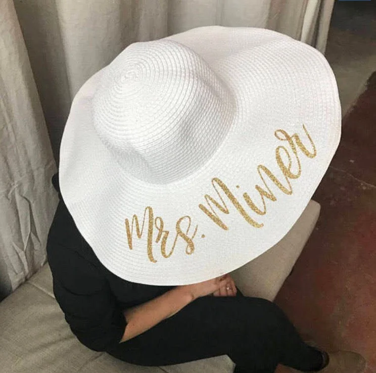 

Personalized Floppy Large Brim Straw Hat anniversary brithday gifts bridesmaid bride gifts Outdoor honeymoon Beach custom text