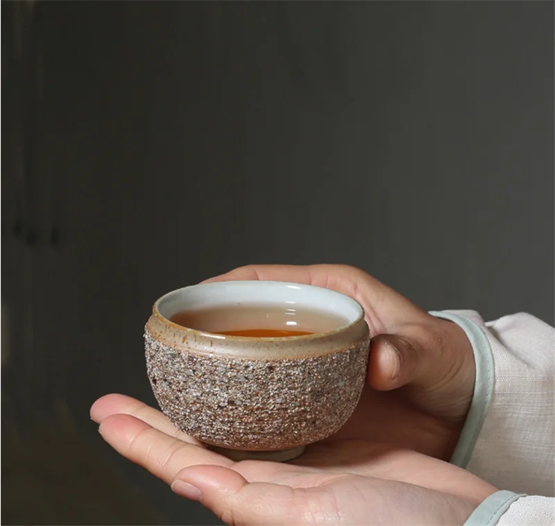 

Hot Sell Japanese Style Crude Pottery Master Cup Hand Made Ceramic Tea Bowl Retro Heat Resistant Teacups Ore Tea set gifts