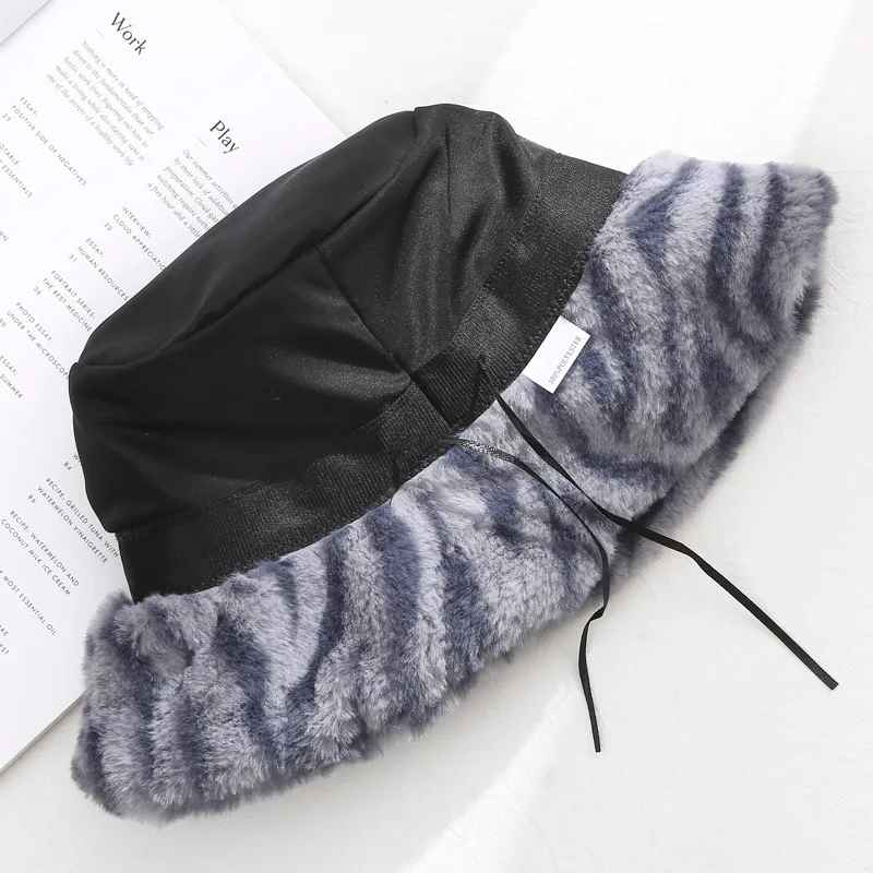 Панама женская из искусственного меха теплая плюшевая шапка с принтом зебры для