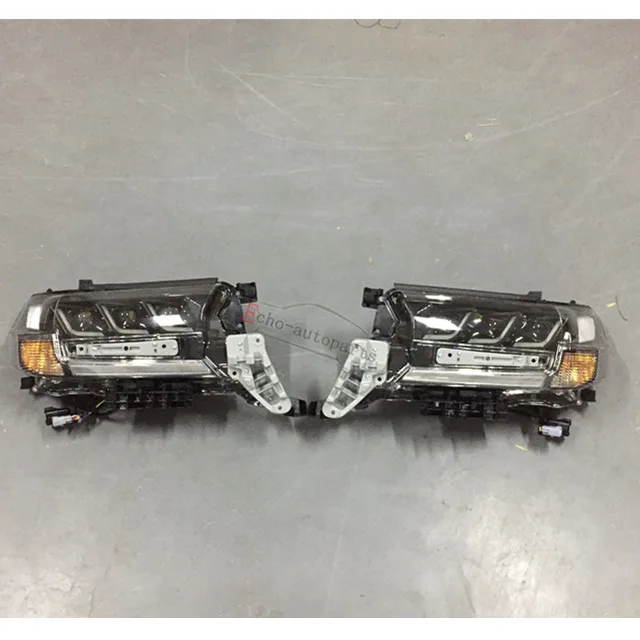 

New arrived 3 eyes head lamp for Land cruiser 200,2021 new stylish head light for land cruiser LC200 front light