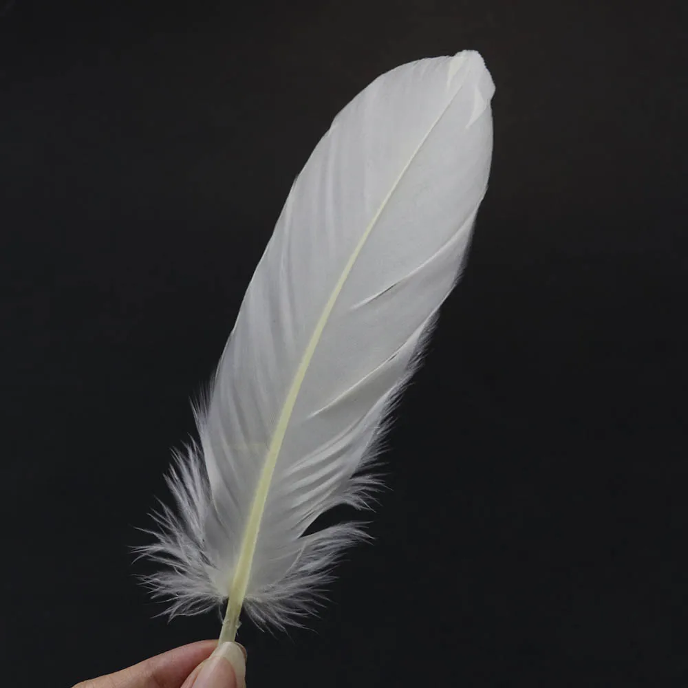 

High Quality Dyed Goose Feathers 15-20CM for Party Wedding Decoration Crafts Plumage Diy Jewelry Accessory 100Pcs/Pack Wholesale