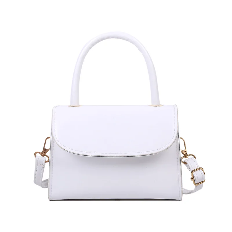 

New tide spring Hong Kong style retro foreign style chain shoulder bag Joker messenger bag fashion handbag