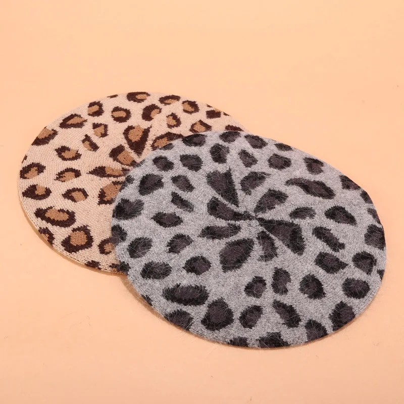 

Leopard French Beret Hats for Women Soft Wool Artist Ivy Hats Warm Winter Autumn Cap