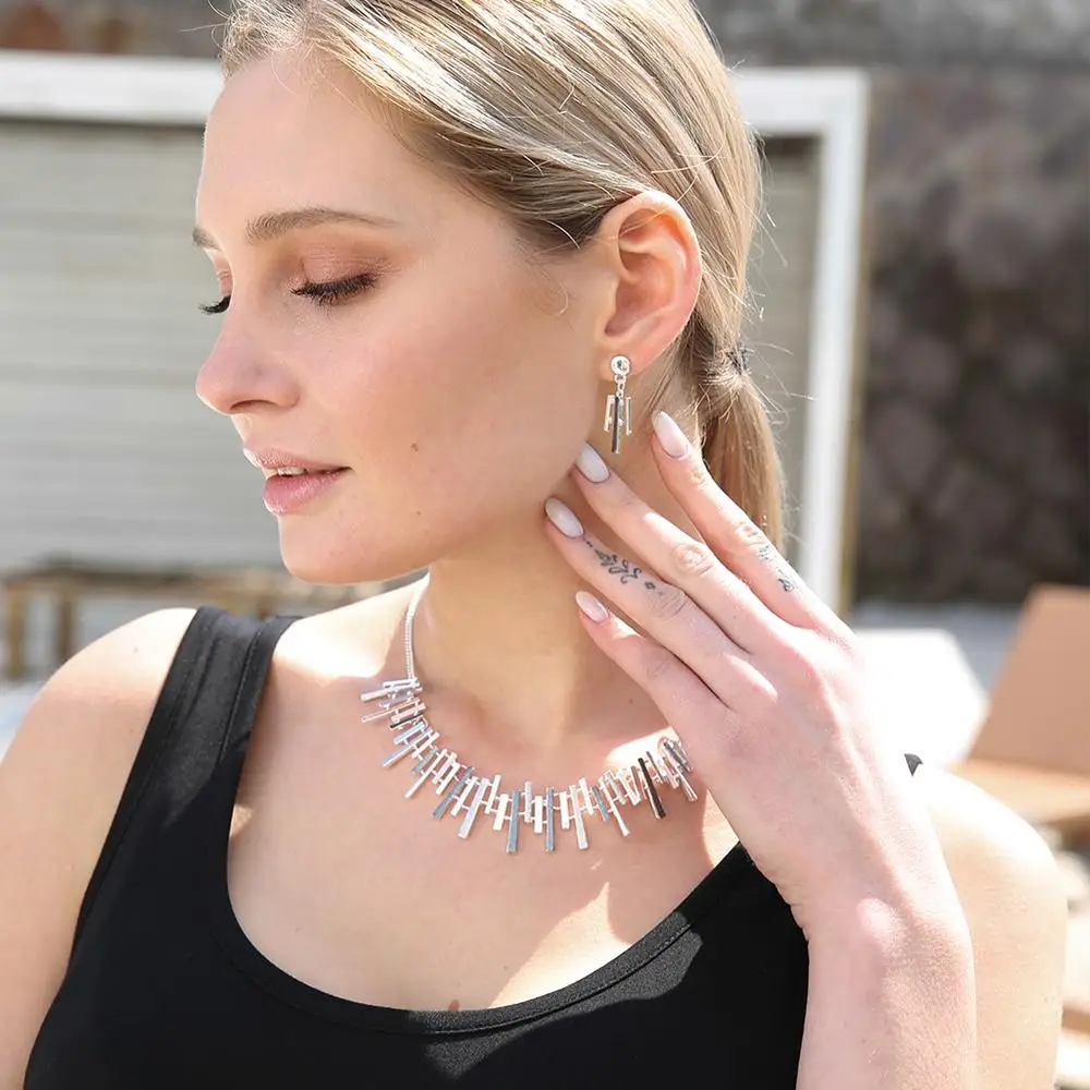 Женское Ожерелье с эмалью комплект из колье подвеской геометрической формы лето