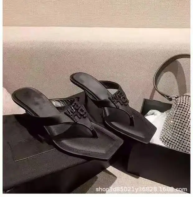 

New summer King clip toe flip flops square diamond letter button thin heel sandals