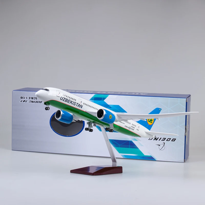

47CM UZBEKISTAN Airline Airplane Model Toy 787 B787 Dreamliner Aircraft With Light &Wheels 1/130 Diecast Plastic Resin Plane Toy