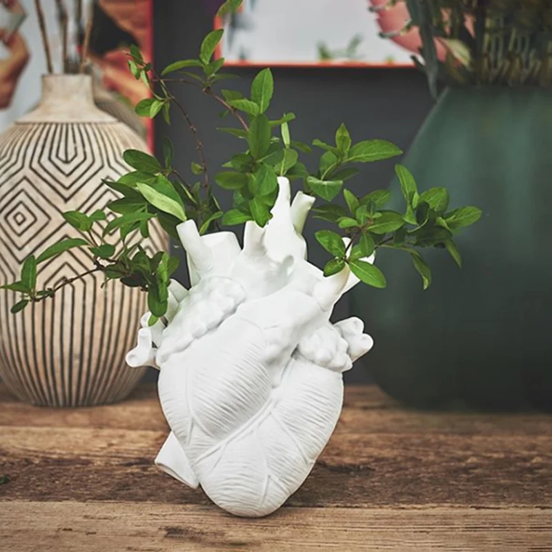 

2021Anatomical Human Heart Vase Resin Plant Flower Pots Decorative Home Ornament Body Heart Shape Sculpture Vase Dropshipping