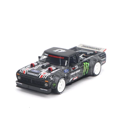 

Модифицированная дрифтовая версия для пикапа Ford F150 hoonffer 1/43