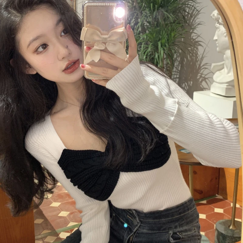 

Design Twist Knit Sweater Pullover Women Autumn 2021 New Japan Style Black Short Long-sleeved Inner Sweater Bottoming Shirt