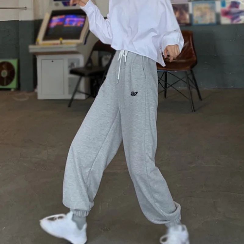 

2020 Autumn Women Sweatpant Fashion Sporty Style Comfortable Drawstring Waist Simple Casual Loose Trousers Femme Joggers