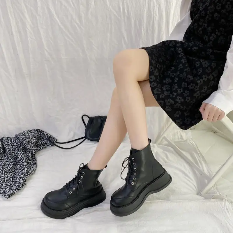 

Autumn New Fashion Thick-soled Women's Ankle Boots Martin Boots With Pu Leather Round Toe Straps Comfortable Female Casual Bo