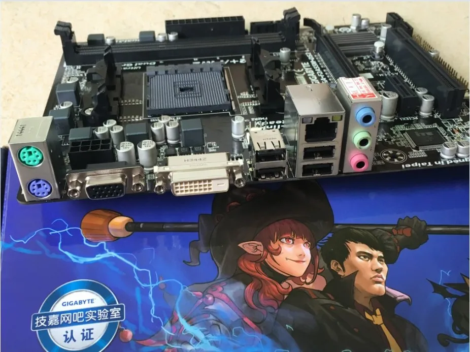 

Gigabyte GA-F2A55M-DS2 DDR3 Socket FM2 board F2A55M-DS2 USB2.0 A55 Desktop motherborad Free shipping
