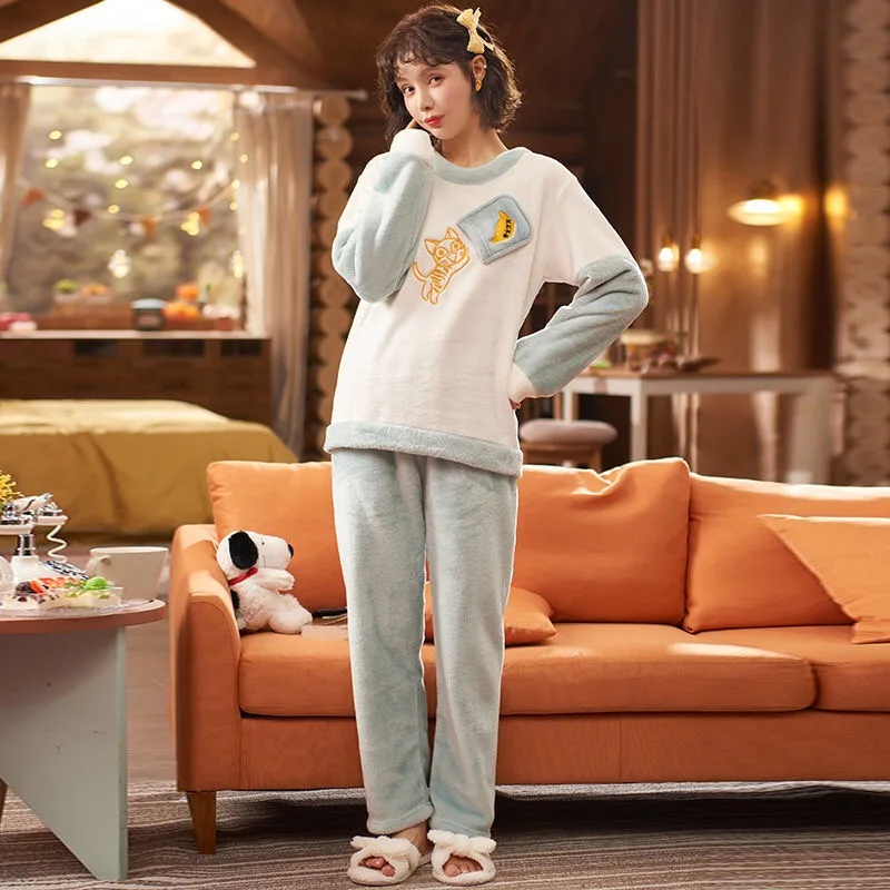 

New Lovely Pajamas Set For Women Winter Flannel Thick Warm Homewear Suit 2020 Cute Home Clothes Female Long Sleeve Sleepwear