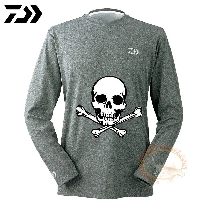 

2021 DAIWA Fishing Clothes Outdoor Sweatshirt Men Fishing Clothing Anti-UV Ultrathin Daiwa Clothes