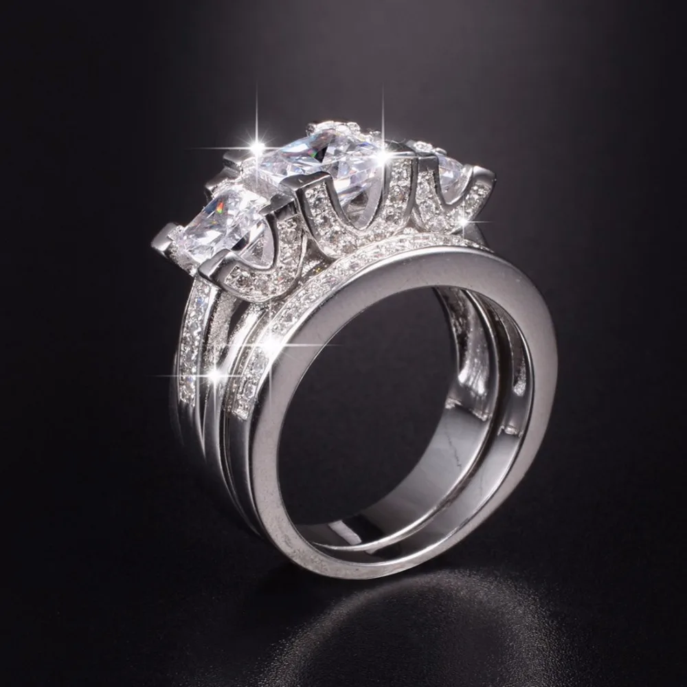 Женский комплект колец из серебра 5 6 пробы с искусственным бриллиантом размеры 7 8