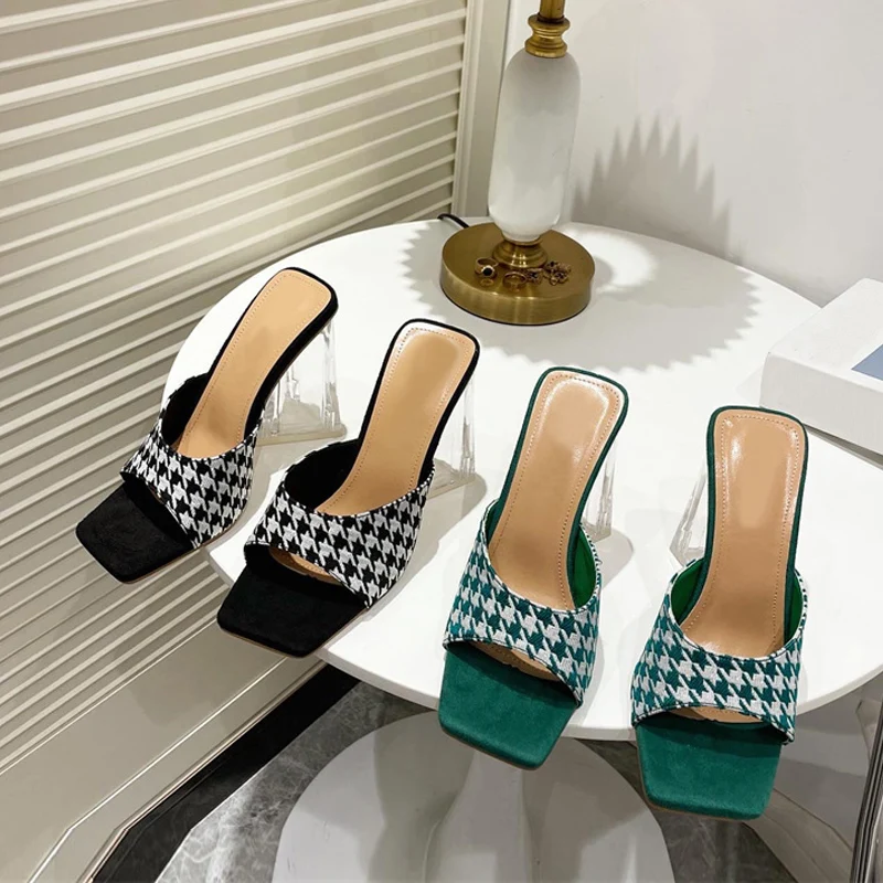 

2022 New Fashion Black White Grid Women Slippers Sandals Open Toe Slip On Clear Transparent Triangle Heels Mules Slides Shoes