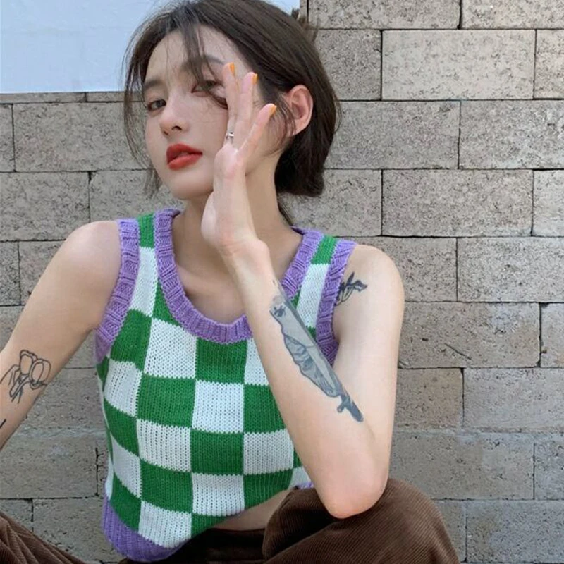 

Spring Autumn Short Sweater Vest Women O-neck Sleeve Knitted Waistcoat Korean Fashion Plaid Crop Tops 2021 Korean Knitwear Tank